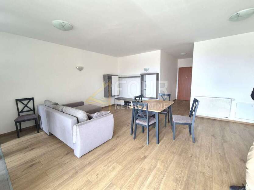 Wohnung zum Kaufen in Rijeka 370.000 € 82.02 m²