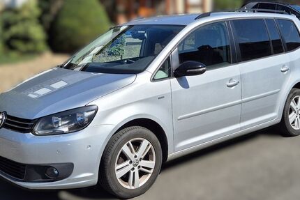 VW Touran 228.000 km 6.300 € Bilshausen 37434