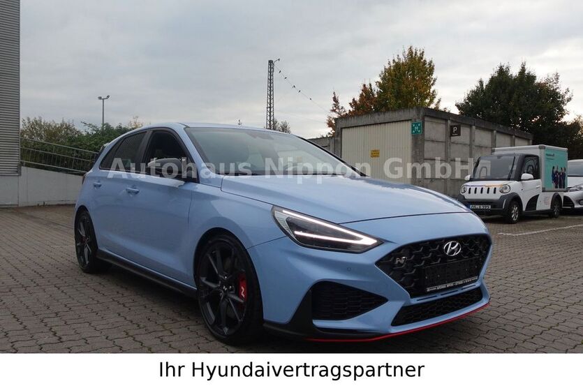 Hyundai i30 38.450 km 32.985 € Göttingen 37077