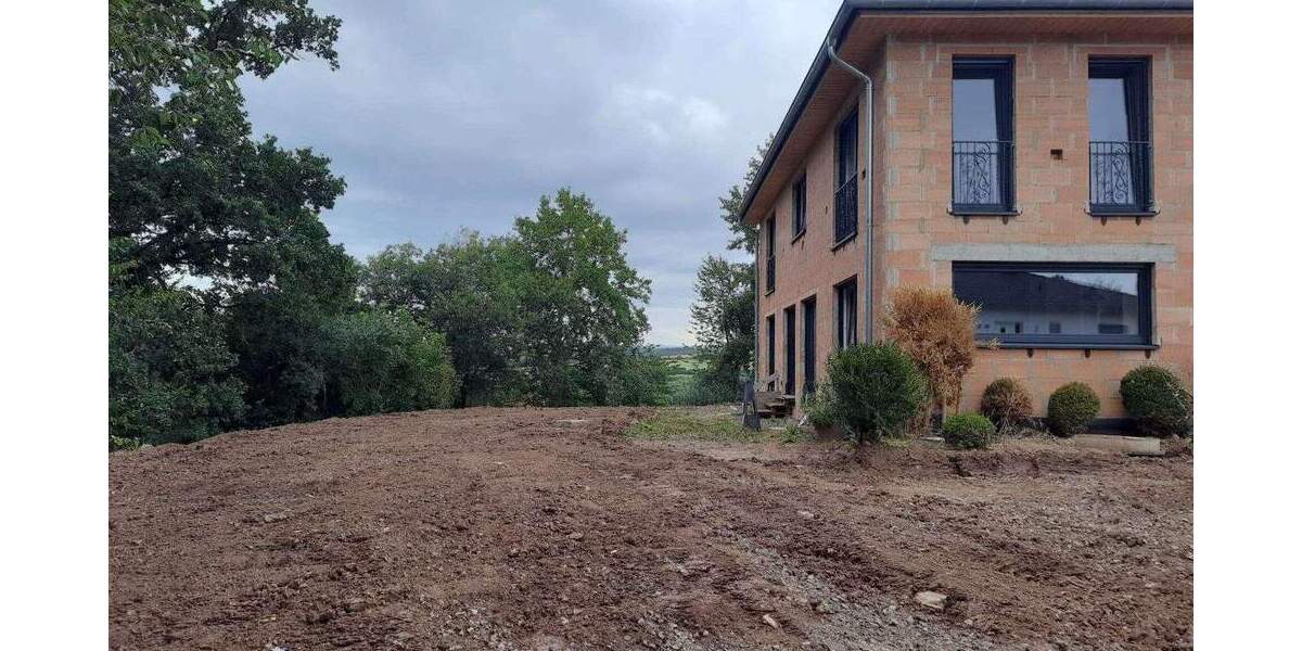 Einfamilienhaus Hilkerode Hilkerode - 8 Zimmer, 196 m&sup2;, 380.000&euro; | Angebot:25606552