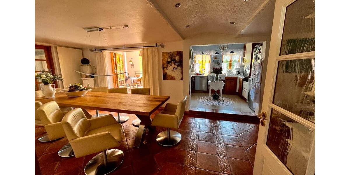 Einfamilienhaus Hardegsen - 12 Zimmer, 350 m&sup2;, 349.000&euro; | Angebot:25756950