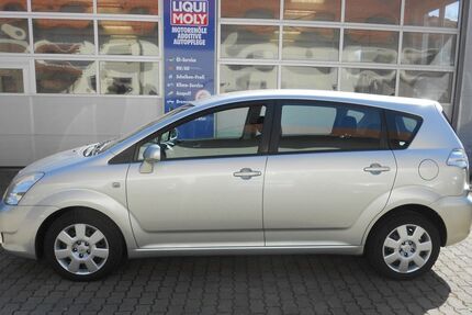 Toyota Corolla Verso 81.000 km 6.250 &euro; Bodensee bei Göttingen 37434