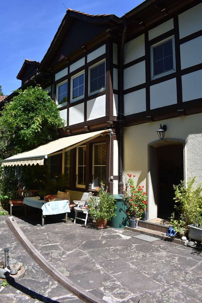 Haus zum Kaufen in Bovenden 599.000 € 275 m²