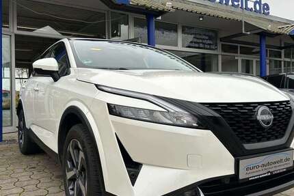 Nissan Qashqai 25.580 km 22.990 € Gieboldehausen 37434