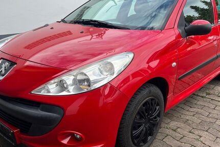 Peugeot 206 114.000 km 2.999 &euro; Rosdorf 37124