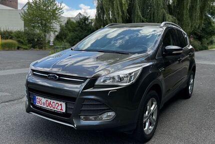 Ford Kuga 93.700 km 8.399 &euro; Nörten Hardenberg 37176
