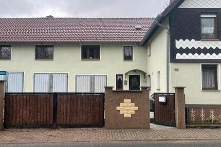 Haus Uder - 15 Zimmer, 150 m&sup2;, 155.000&euro; | Angebot:27482522