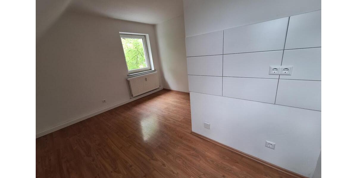 Dachgeschoßwohnung Northeim - 3 Zimmer, 59 m&sup2;, 430&euro; | Angebot:26426424