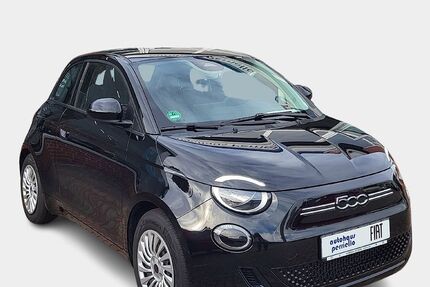 Fiat 500e 11.102 km 21.990 &euro; Göttingen 37077