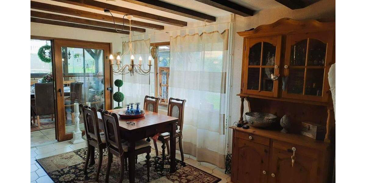 Mehrfamilienhaus, Wohnhaus Hann. Münden - 7 Zimmer, 306 m&sup2;, 299.000&euro; | Angebot:25738657