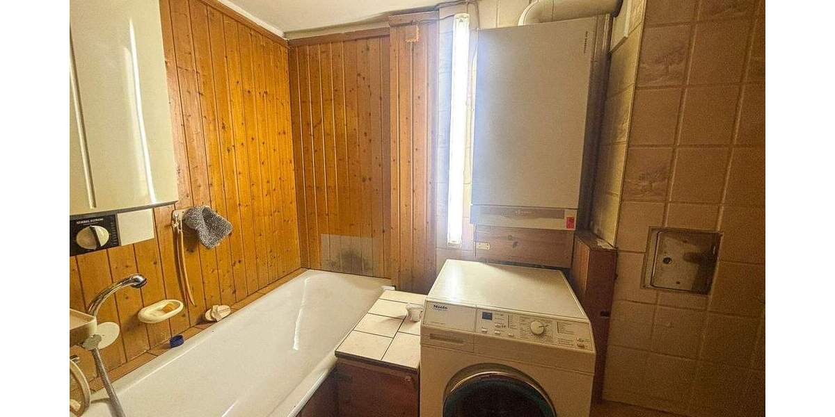 Reihenmittelhaus Hardegsen - 4 Zimmer, 114 m&sup2;, 79.000&euro; | Angebot:25749054