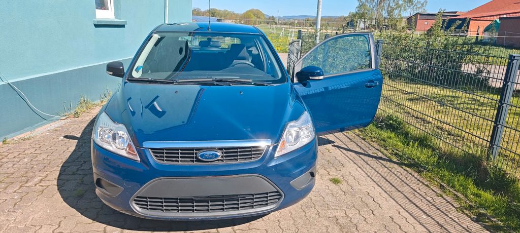 Ford Focus 131.000 km 3.700 &euro; Duderstadt 37115