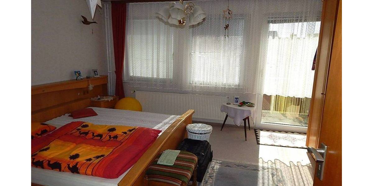 Reihenmittelhaus Göttingen Oststadt - 4 Zimmer, 96 m&sup2;, 289.000&euro; | Angebot:25912920