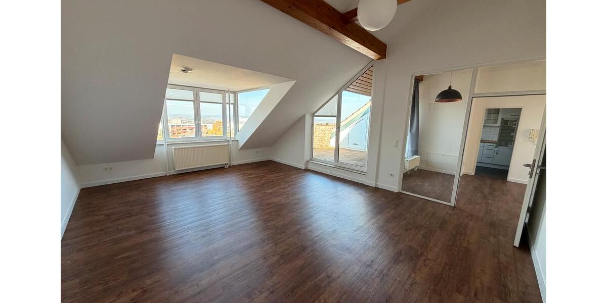 Dachgeschoßwohnung Göttingen Oststadt - 2.5 Zimmer, 74 m&sup2;, 1.140&euro; | Angebot:26357086