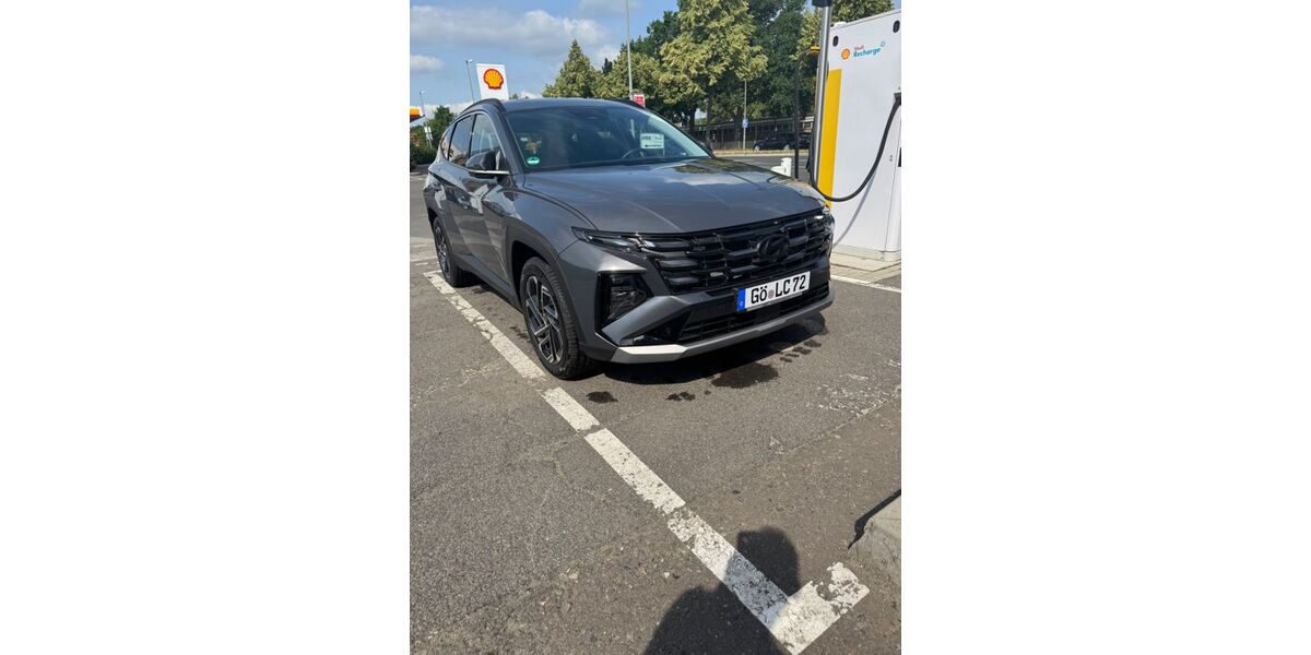 Hyundai TUCSON 9.872 km 34.900 &euro; göttingen 37081