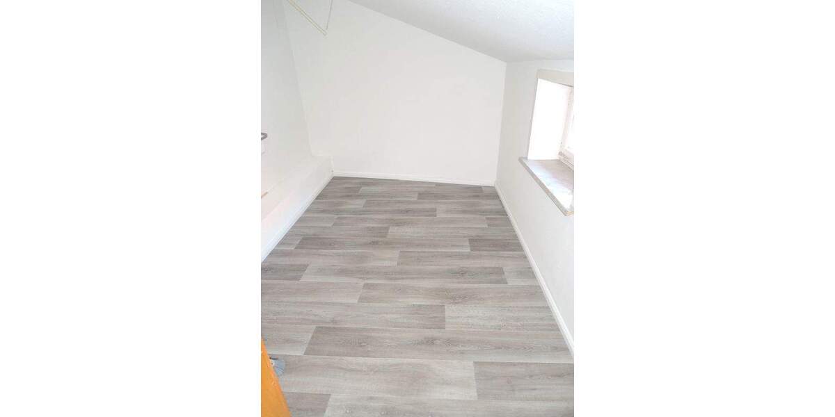 Etagenwohnung Northeim - 2 Zimmer, 65 m&sup2;, 430&euro; | Angebot:26119521