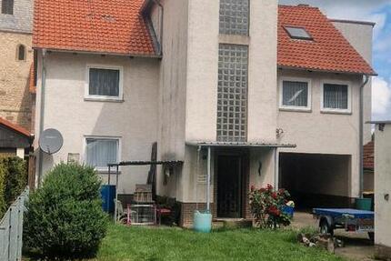 Haus Göttingen Nordstadt - 7 Zimmer, 195 m&sup2;, 400.000&euro; | Angebot:26671937