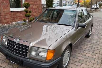 Mercedes-Benz 300 105.800 km 12.890 &euro; Göttingen 37081