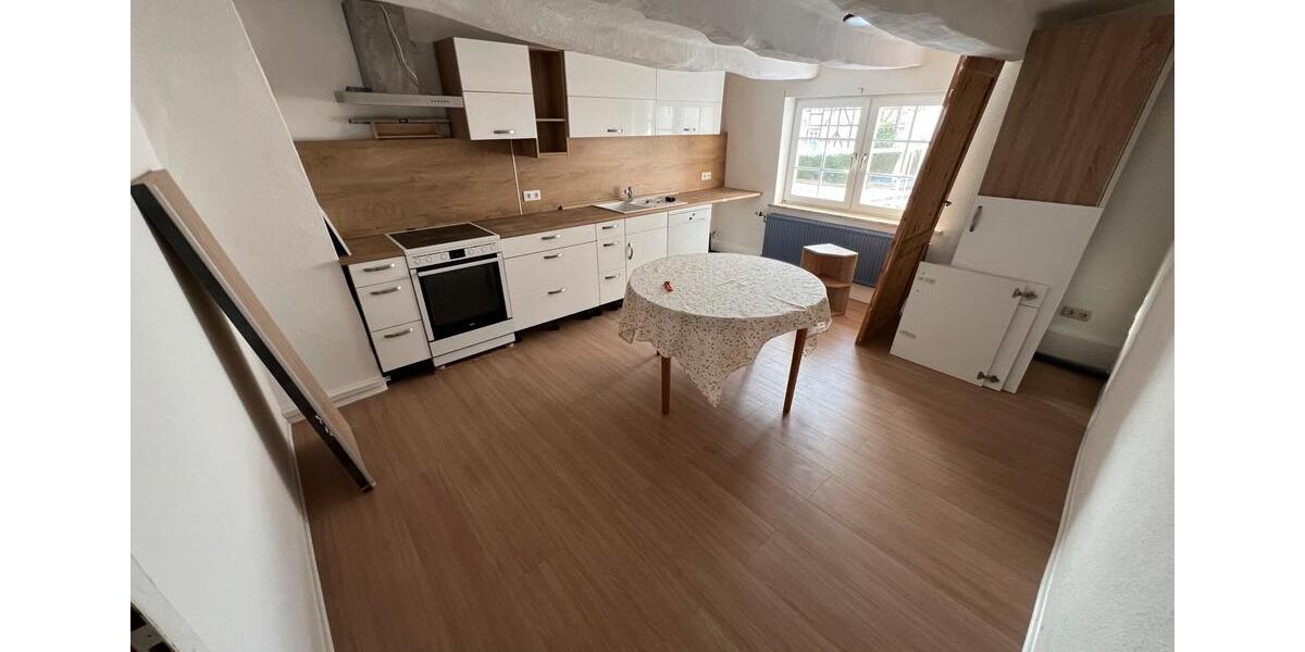 Ab Sofort WG oder kleine Familie 7 zimmer