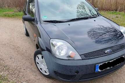 Ford Fiesta 278.740 km 849 &euro; Katlenburg-Lindau 37191