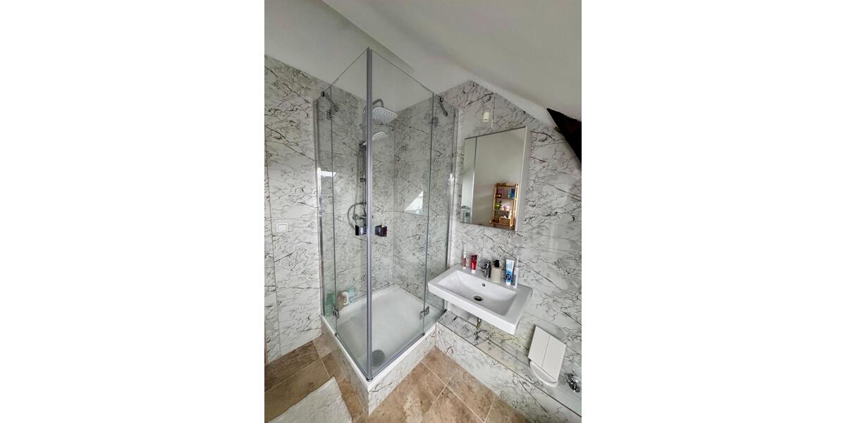 Dachgeschoßwohnung Göttingen Oststadt - 1 Zimmer, 12 m&sup2;, 450&euro; | Angebot:25416298