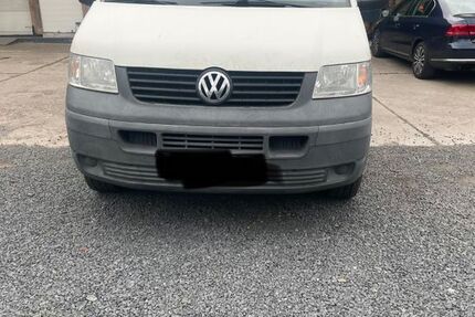 VW T5 Transporter 284.000 km 5.000 &euro; Uslar 37170
