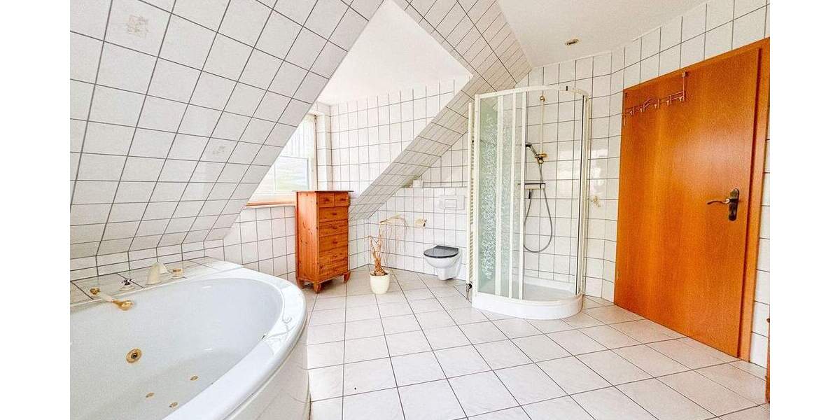 Einfamilienhaus Nörten-Hardenberg Hardenberg - 9 Zimmer, 270 m&sup2;, 590.000&euro; | Angebot:24827196