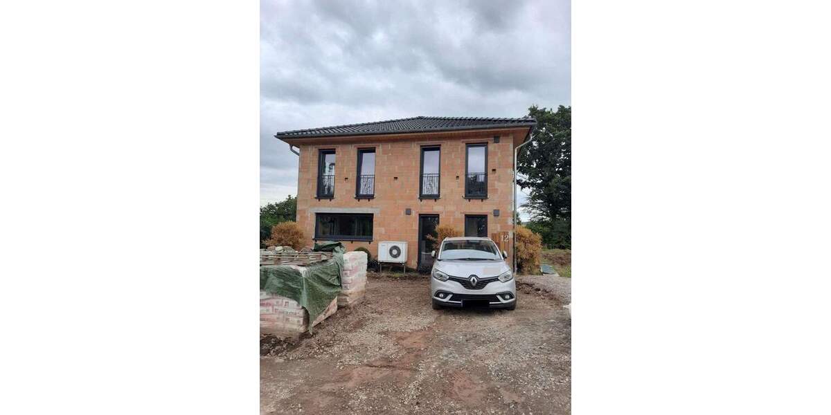 Einfamilienhaus Hilkerode Hilkerode - 8 Zimmer, 196 m&sup2;, 380.000&euro; | Angebot:25692894