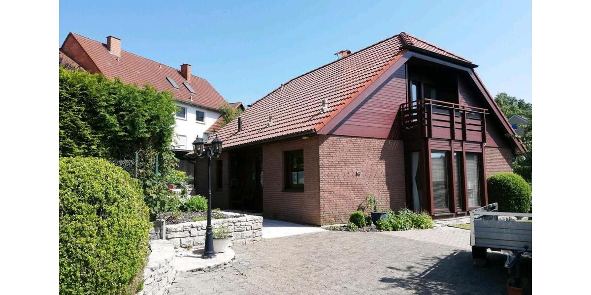 freistehendes Einfamilienhaus, 150 qm Wf. mit traumhaftem Garten 5 zimmer