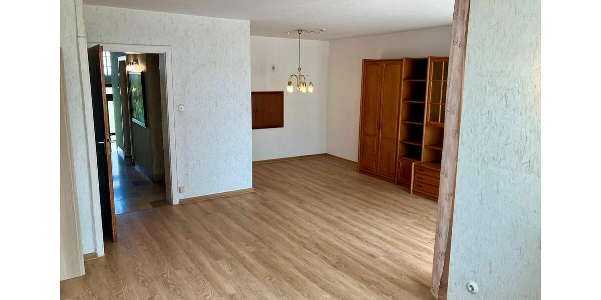 Reihenhaus Göttingen Grone - 7 Zimmer, 155 m&sup2;, 369.000&euro; | Angebot:26840794