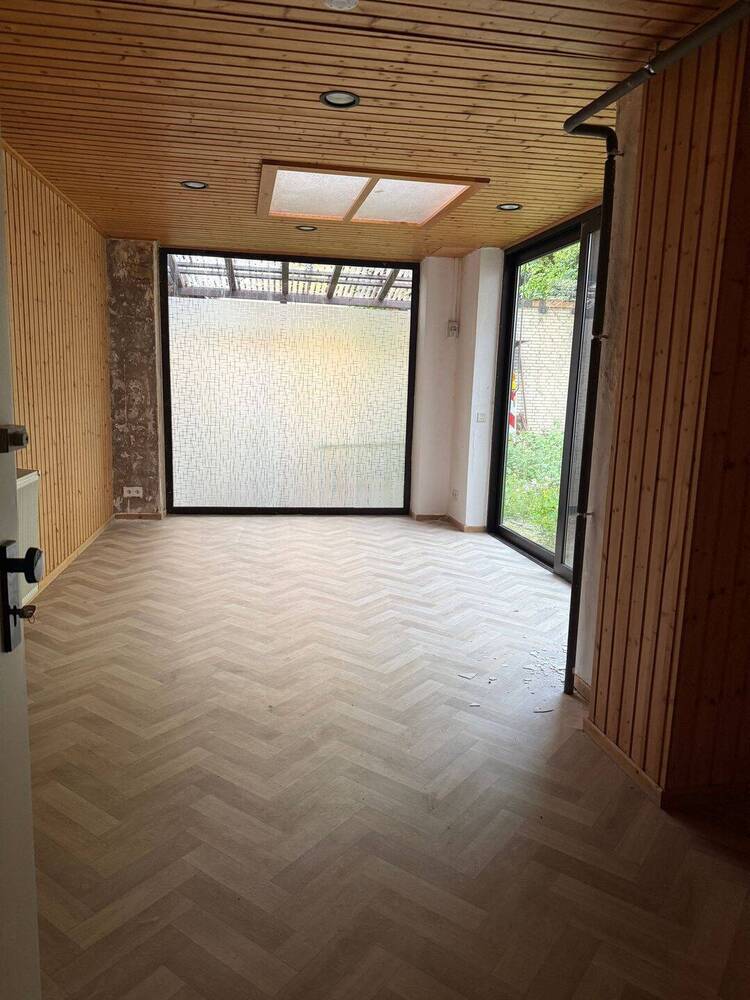 Praxis Büro Laden mit 2,5 Zimmern
