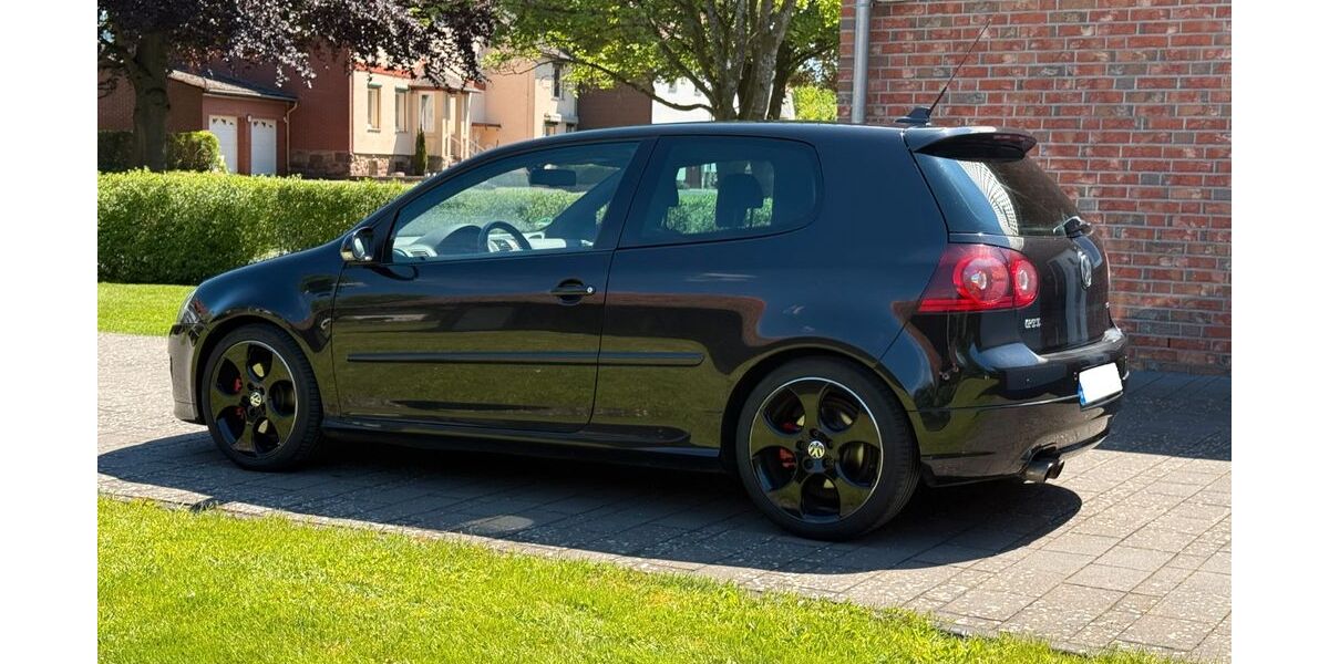 VW Golf 298.000 km 4.990 &euro; Uslar 37170
