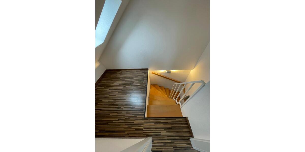 Maisonettenwohnung Dransfeld - 4 Zimmer, 120 m&sup2;, 990&euro; | Angebot:25613508