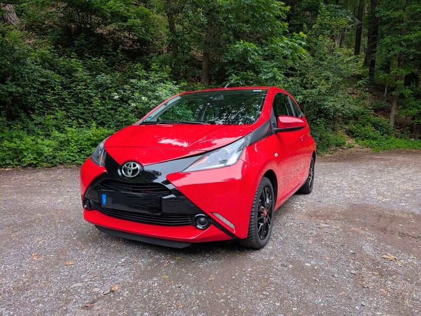 Aygo (X)