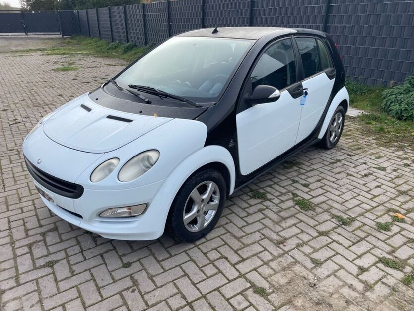 Smart ForFour 214.246 km 699 € Rosdorf 37124