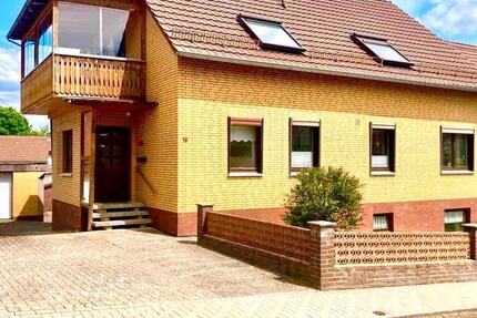 Schönes Haus in ruhiger Lage mit Wellnessbereich im Keller 6 zimmer