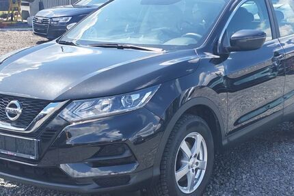 Nissan Qashqai 182.676 km 8.449 &euro; Rosdorf 37124