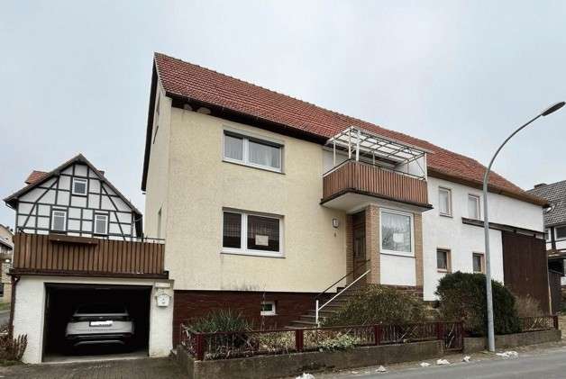 Haus zum Kaufen in Wesertal 139.000 € 130 m²