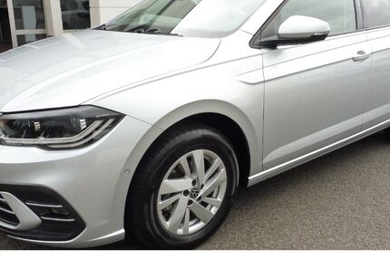 VW Polo 5.379 km 21.990 &euro; Heilbad Heiligenstadt 37308