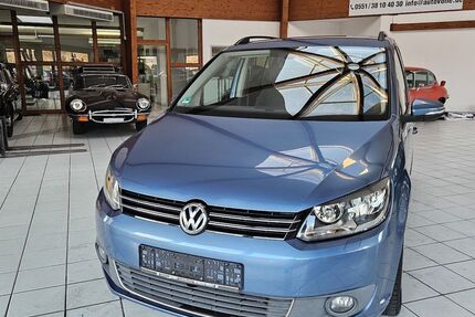 VW Touran 244.420 km 4.995 &euro; Göttingen 37079