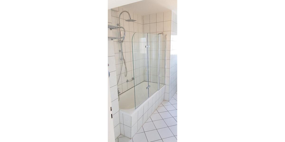 Etagenwohnung Göttingen Oststadt - 4 Zimmer, 110 m&sup2;, 800&euro; | Angebot:25162357