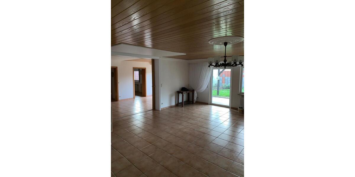 Doppelhaushälfte Moringen - 5 Zimmer, 146 m&sup2;, 950&euro; | Angebot:25637649