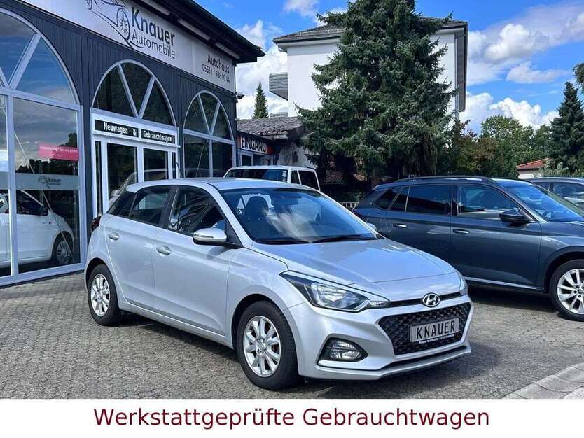 i20