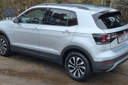 VW T-Cross 65.000 km 15.990 &euro; Gladebeck 37181