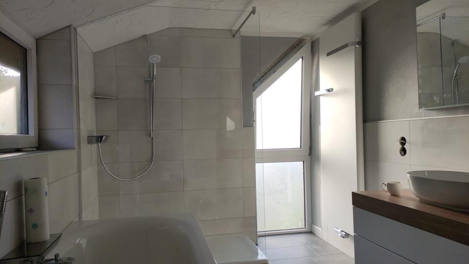 Einfamilienhaus Hardegsen - 7 Zimmer, 177 m&sup2;, 420.000&euro; | Angebot:27216258