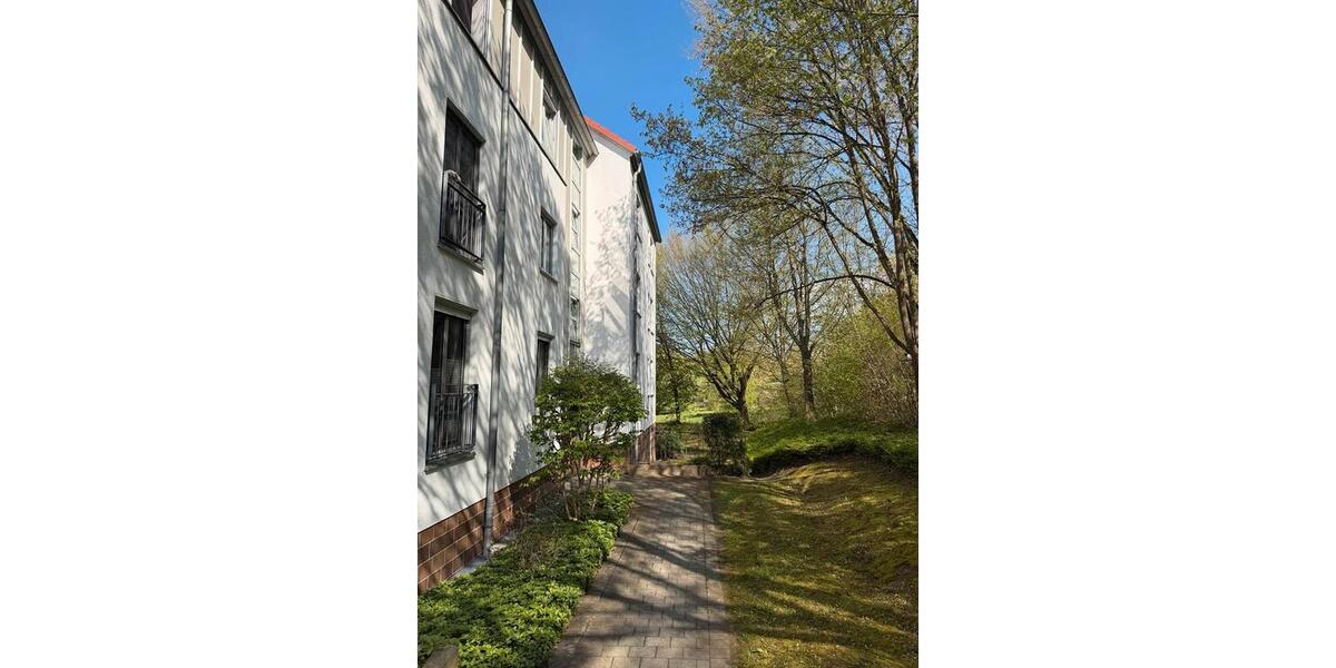 Dachgeschoßwohnung Göttingen Oststadt - 2.5 Zimmer, 74 m&sup2;, 1.140&euro; | Angebot:26357086