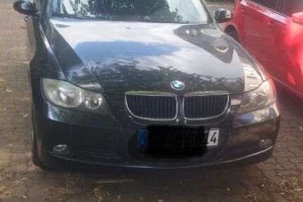 BMW 318 214.000 km 2.000 &euro; Göttingen 37081