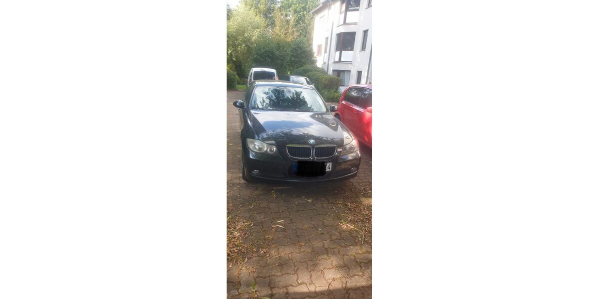 BMW 318 214.000 km 2.000 &euro; Göttingen 37081