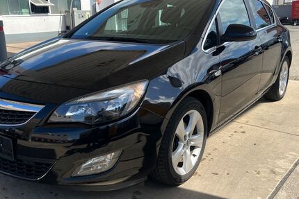 Opel Astra 150.000 km 4.700 € Göttingen 37079
