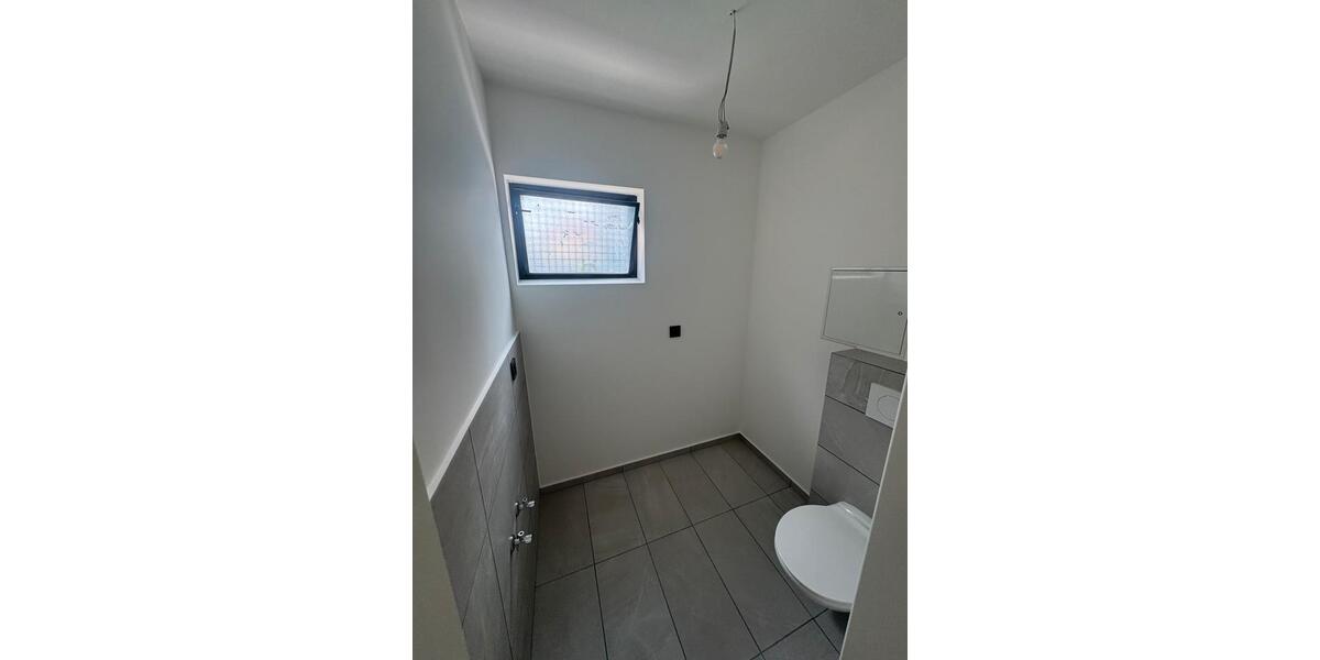 Fachwerkhalle mit 230 m², Büro mit WC & Küche zimmer